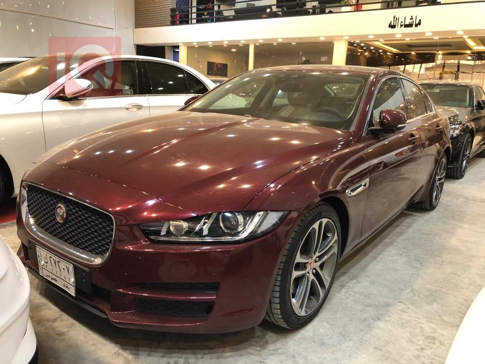 جاكوار XE